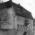 Das Haus der Familie Hartmann in der Marktbreiter Mainstraße, um 1900. (Bild W. Hartmann)