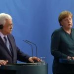 Mahmoud Abbas mit unserer Fremdenführerin.